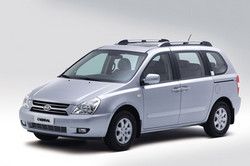 Kia Carnival II 2.7i фото